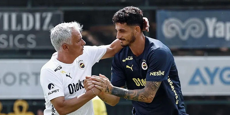 Mourinho có nhiều kinh nghiệm tại đấu trường lớn